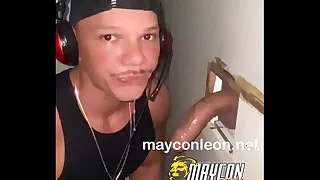 MAMANDO UM SUPER PAU NO GLORY HOLE DA LAN CRUISING